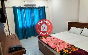 Oyo 85604 Hotel Aditi Guest House